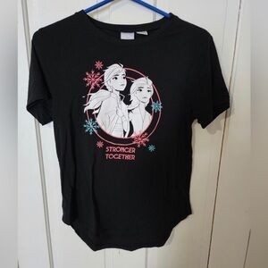 Womens frozen 2 shirt size large